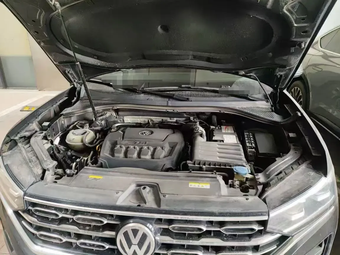 2020 Volkswagen Tayron 2.0T 186HP L4 7DCT,autocango,china used car exporter,china ev exporter,chinese used car exporter,chinese used ev exporter