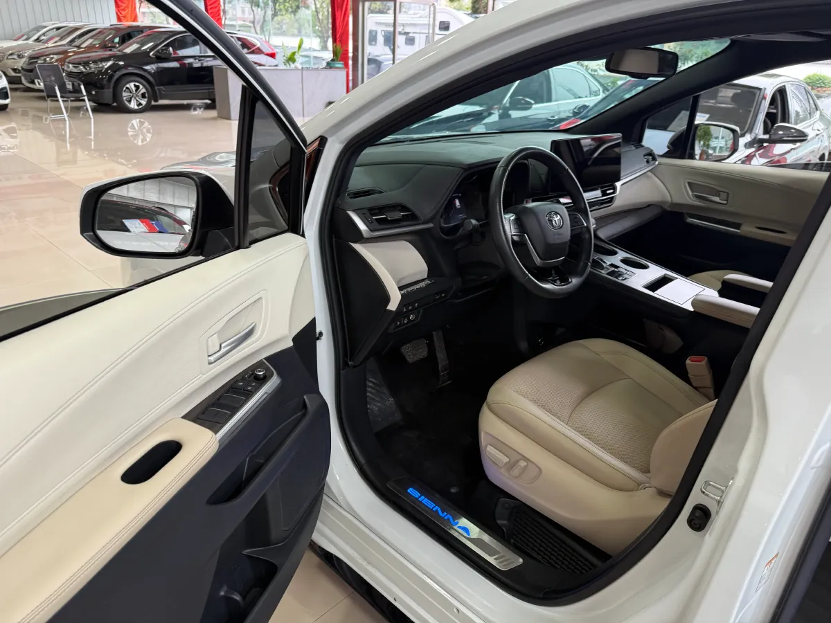2021 Toyota Sienna 2.5L 192HP L4 E-CVT Hybrid,autocango,china used car exporter,china ev exporter,chinese used car exporter,chinese used ev exporter