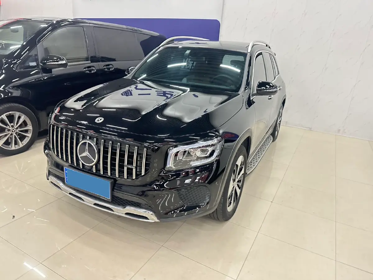 2023 Mercedes-Benz GLB Class 2.0T 190HP L4 8DCT