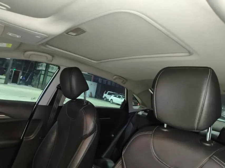 2020 Buick Encore 1.0T 125HP L3 6AT,autocango,china used car exporter,china ev exporter,chinese used car exporter,chinese used ev exporter