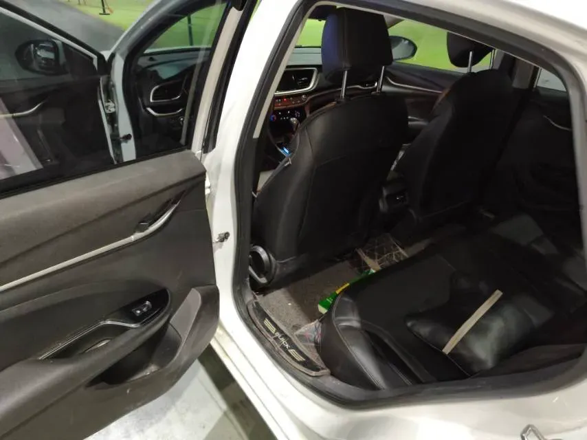 2020 Buick Encore 1.0T 125HP L3 6AT,autocango,china used car exporter,china ev exporter,chinese used car exporter,chinese used ev exporter