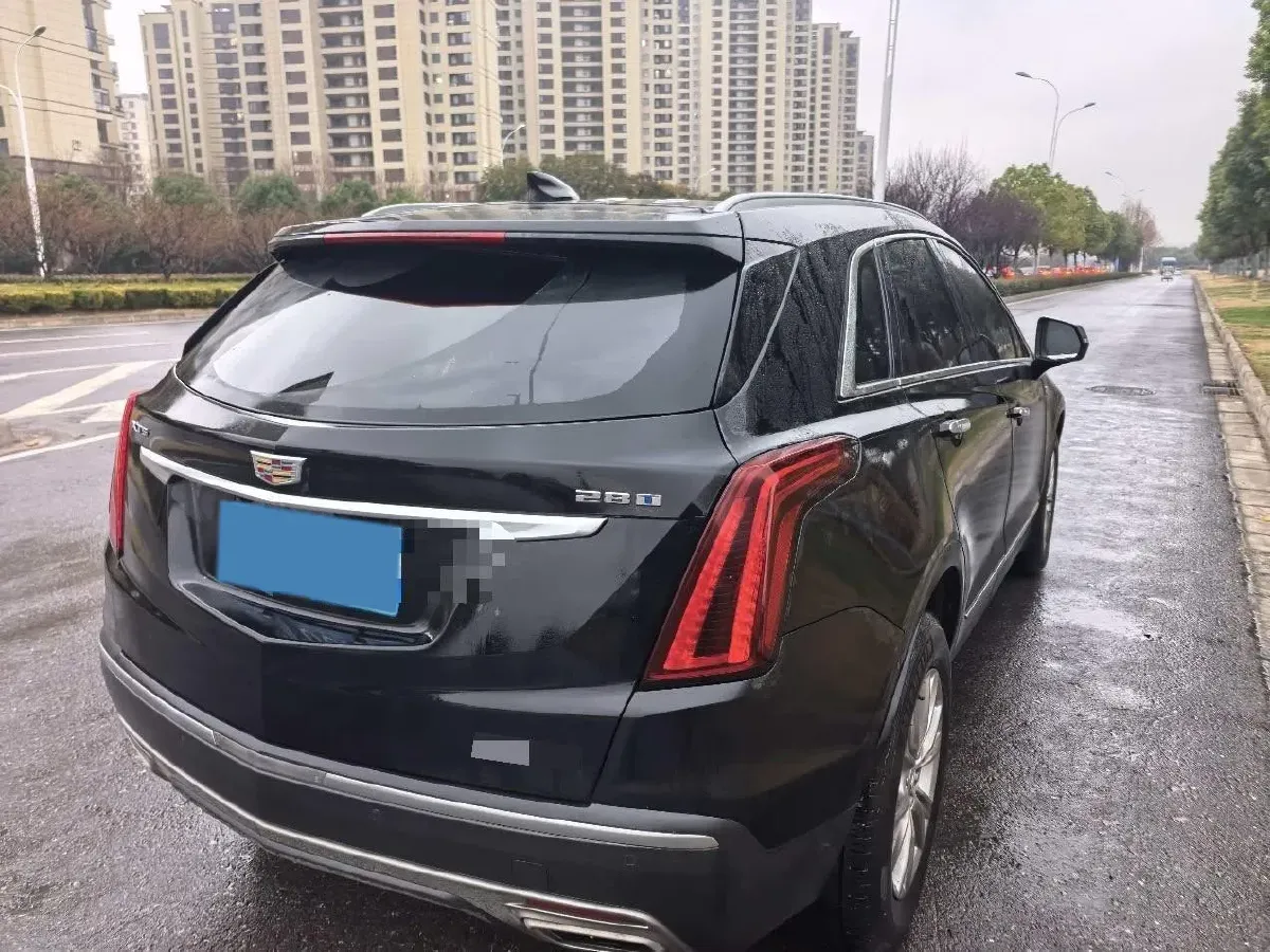 2023 Cadillac XT5 2.0T 237HP L4 9AT,autocango,china used car exporter,china ev exporter,chinese used car exporter,chinese used ev exporter