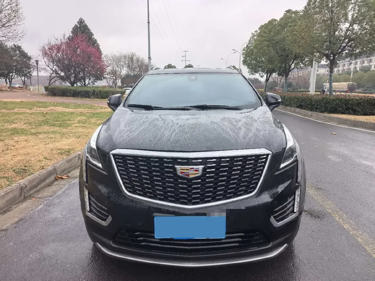 2023 Cadillac XT5 2.0T 237HP L4 9AT,autocango,china used car exporter,china ev exporter,chinese used car exporter,chinese used ev exporter