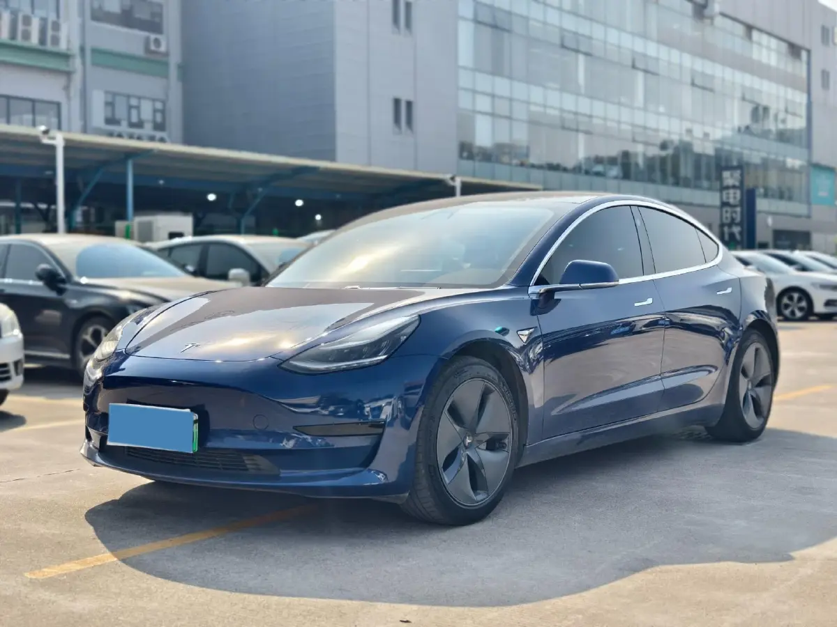 2019 Tesla Model 3 BEV 52KWH