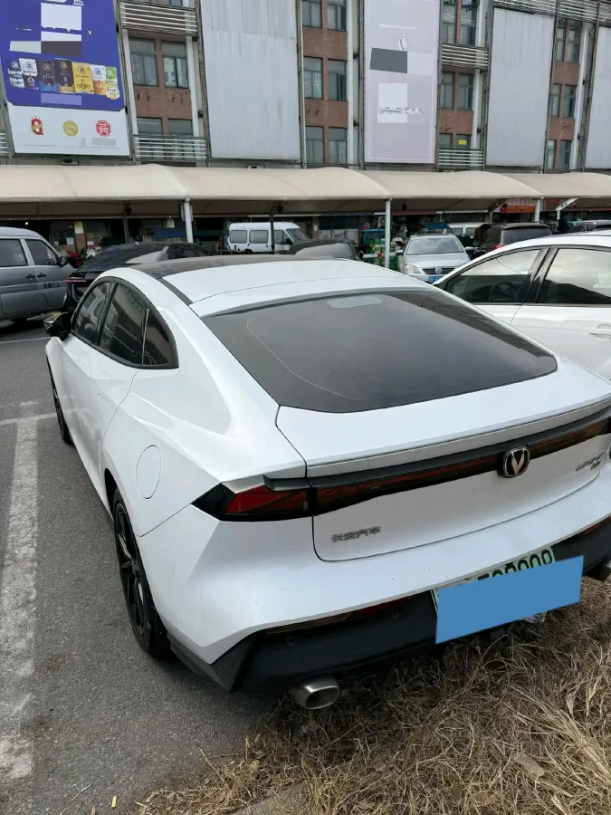 2023 ChangAn UNI-V iDD 1.5T 170HP L4 6TCT PHEV 18.4KWH,autocango,china used car exporter,china ev exporter,chinese used car exporter,chinese used ev exporter