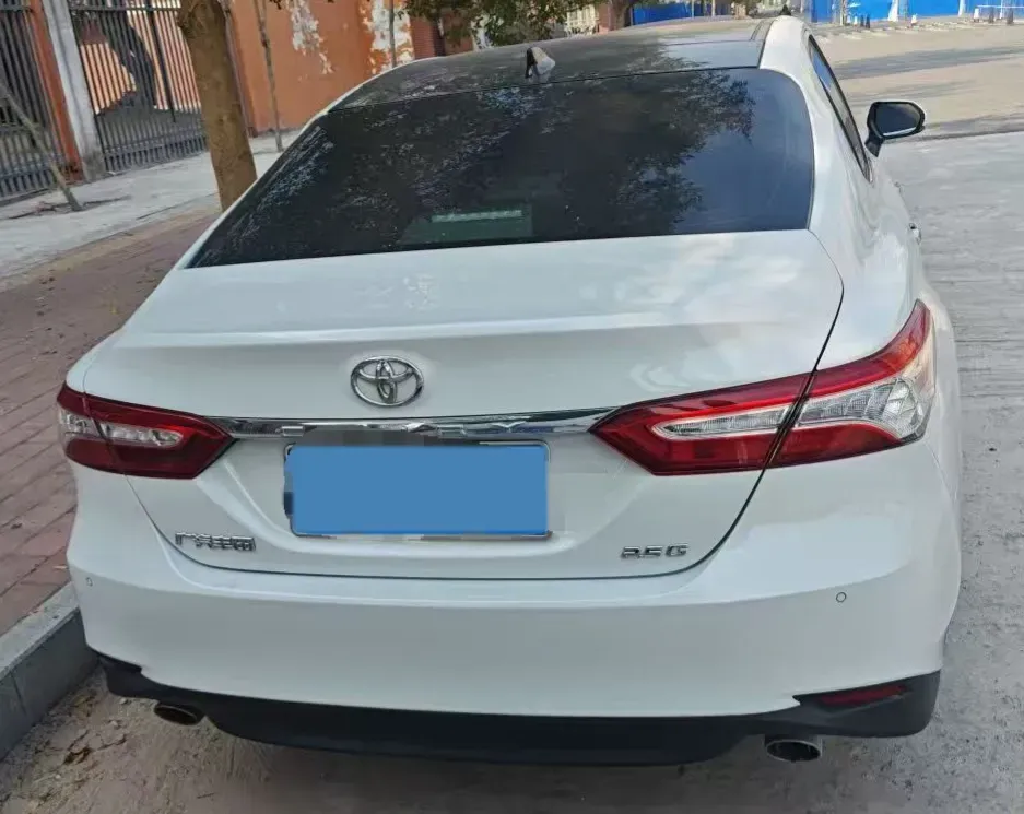 2021 Toyota Camry 2.5L 209HP L4 8AT,autocango,china used car exporter,china ev exporter,chinese used car exporter,chinese used ev exporter