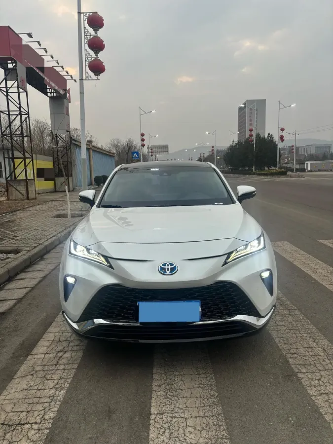 2023 Toyota Venza 2.5L 178HP L4 E-CVT Hybrid,autocango,china used car exporter,china ev exporter,chinese used car exporter,chinese used ev exporter