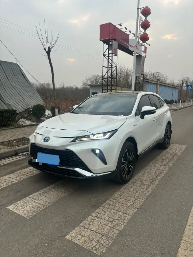 2023 Toyota Venza 2.5L 178HP L4 E-CVT Hybrid