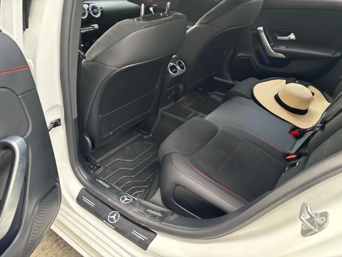 2025 Mercedes-Benz A Class 1.3T 163HP L4 7DCT,autocango,china used car exporter,china ev exporter,chinese used car exporter,chinese used ev exporter