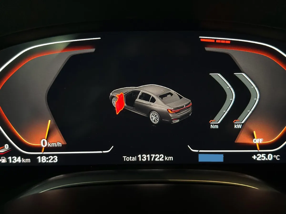 2019 BMW 7 Series 3.0T 340HP L6 8AT,autocango,china used car exporter,china ev exporter,chinese used car exporter,chinese used ev exporter