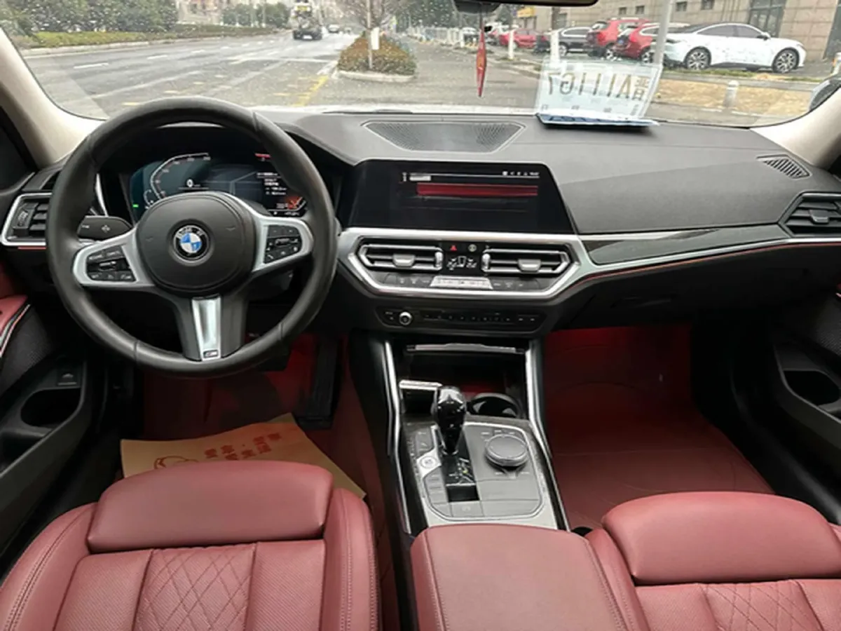 2022 BMW 3 Series 2.0T 184HP L4 8AT,autocango,china used car exporter,china ev exporter,chinese used car exporter,chinese used ev exporter