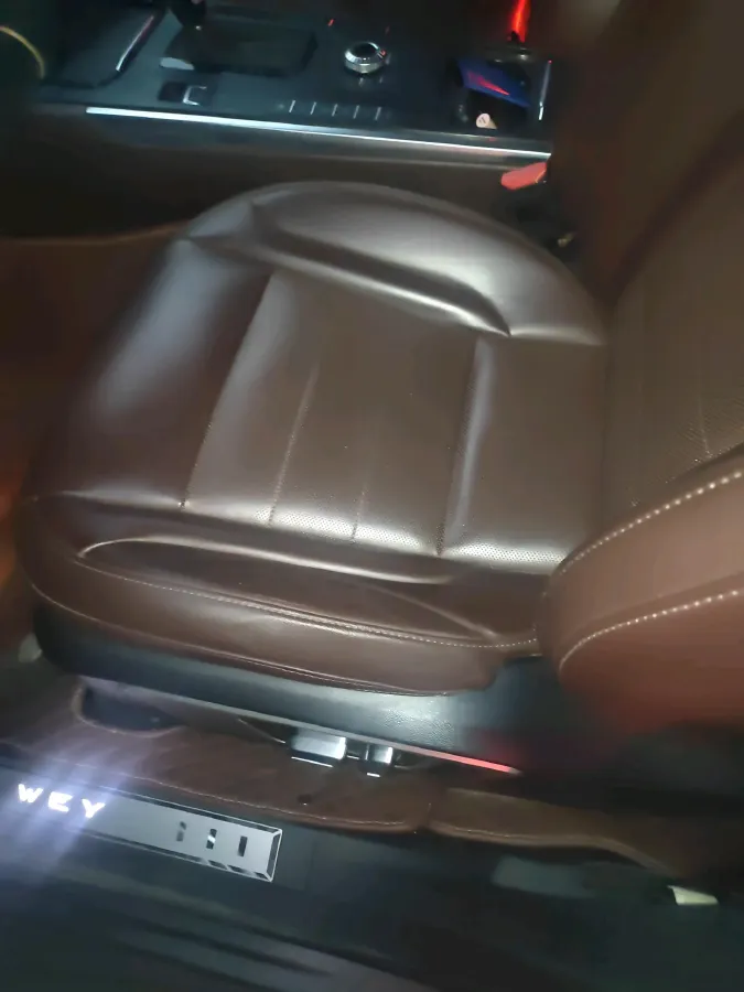 2017 WEY VV7 2.0T 234HP L4 7DCT,autocango,china used car exporter,china ev exporter,chinese used car exporter,chinese used ev exporter