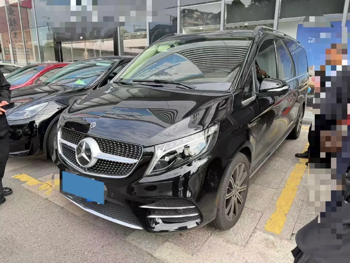 2022 Mercedes-Benz V Class 2.0T 211HP L4 9AT,autocango,china used car exporter,china ev exporter,chinese used car exporter,chinese used ev exporter