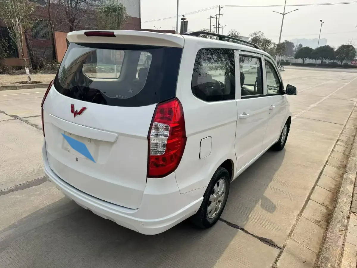 2016 WuLing HongGuang 1.5L 112HP L4 5MT,autocango,china used car exporter,china ev exporter,chinese used car exporter,chinese used ev exporter