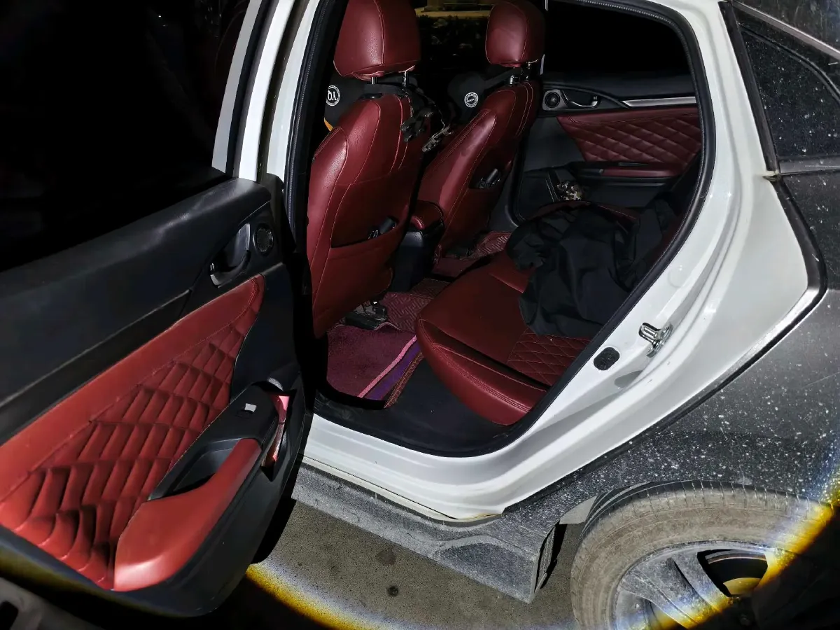 2021 Honda Civic 1.5T 177HP L4 CVT,autocango,china used car exporter,china ev exporter,chinese used car exporter,chinese used ev exporter