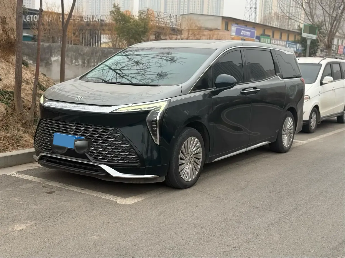 2023 Buick Century 2.0T 237HP L4 9AT,autocango,china used car exporter,china ev exporter,chinese used car exporter,chinese used ev exporter