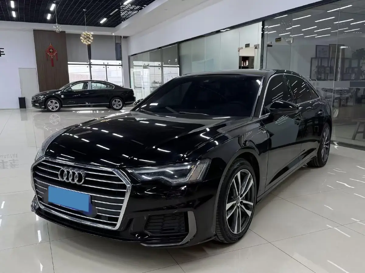2020 Audi A6L 2.0T 190HP L4 7DCT