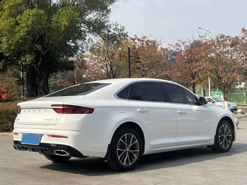 2025 Geely Preface 1.5T 181HP L4 7DCT,autocango,china used car exporter,china ev exporter,chinese used car exporter,chinese used ev exporter