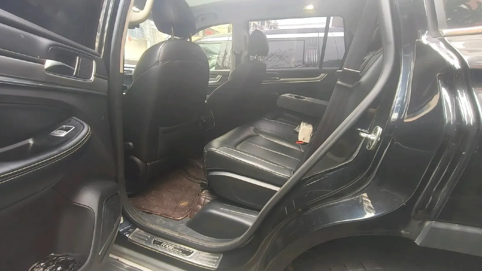 2019 Roewe RX8 2.0T 222HP L4 6AT,autocango,china used car exporter,china ev exporter,chinese used car exporter,chinese used ev exporter