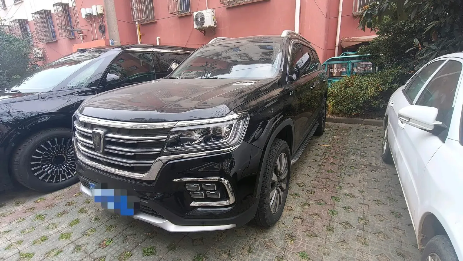 2019 Roewe RX8 2.0T 222HP L4 6AT,autocango,china used car exporter,china ev exporter,chinese used car exporter,chinese used ev exporter