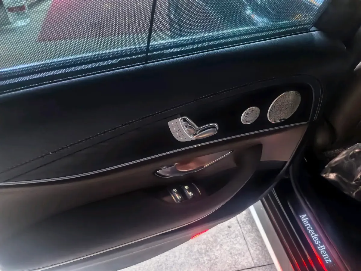 2021 Mercedes-Benz E Class 2.0T 258HP L4 9AT,autocango,china used car exporter,china ev exporter,chinese used car exporter,chinese used ev exporter