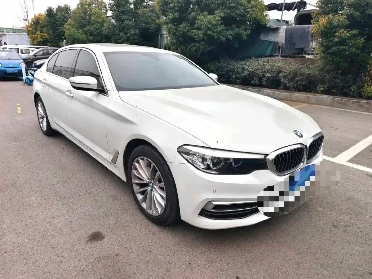 2020 BMW 5 Series 2.0T 184HP L4 8AT,autocango,china used car exporter,china ev exporter,chinese used car exporter,chinese used ev exporter