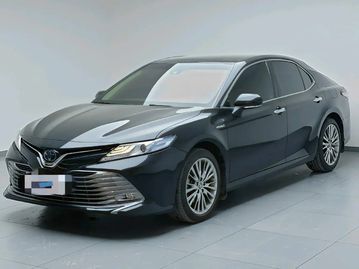 2018 Toyota Camry 2.5L 178HP L4 E-CVT Hybrid