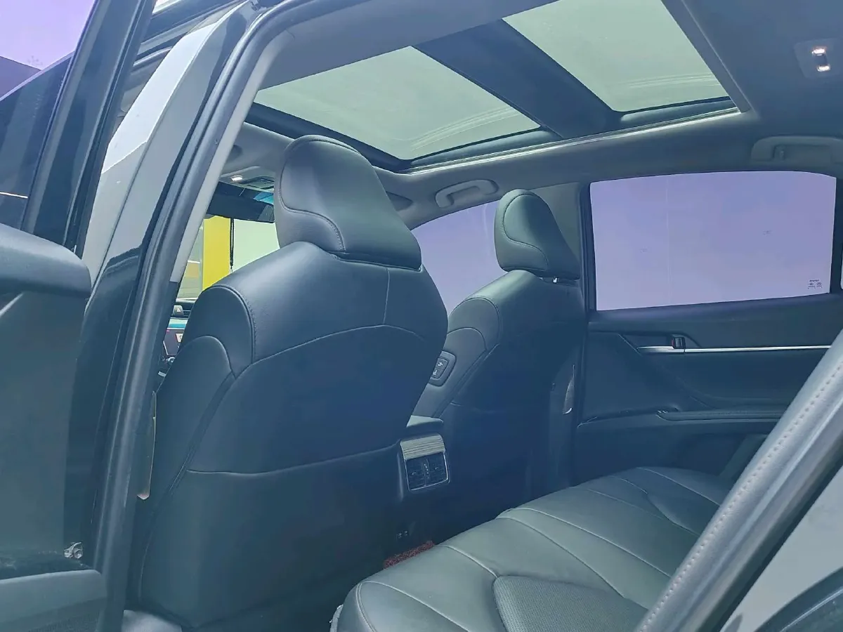 2018 Toyota Camry 2.5L 178HP L4 E-CVT Hybrid,autocango,china used car exporter,china ev exporter,chinese used car exporter,chinese used ev exporter