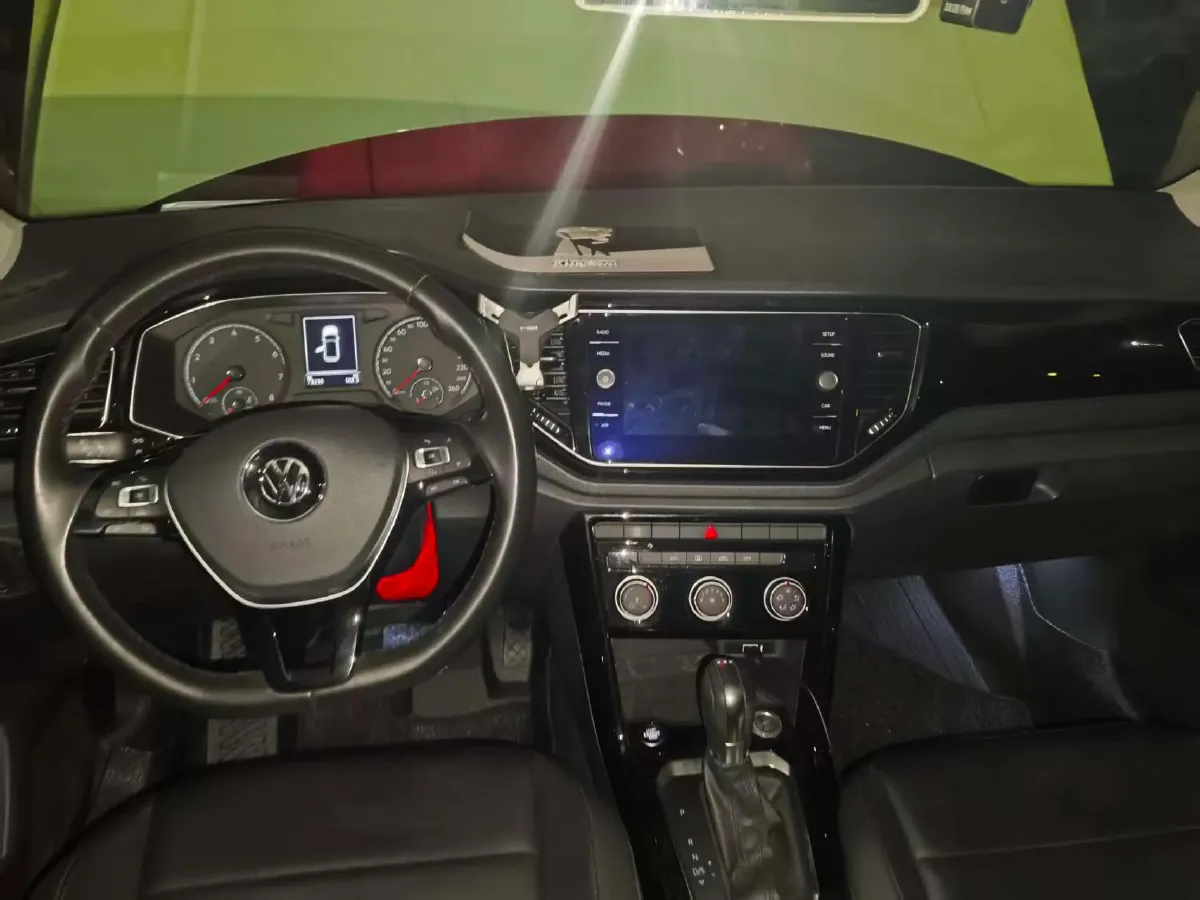 2018 Volkswagen Touran 1.4T 150HP L4 7DCT,autocango,china used car exporter,china ev exporter,chinese used car exporter,chinese used ev exporter