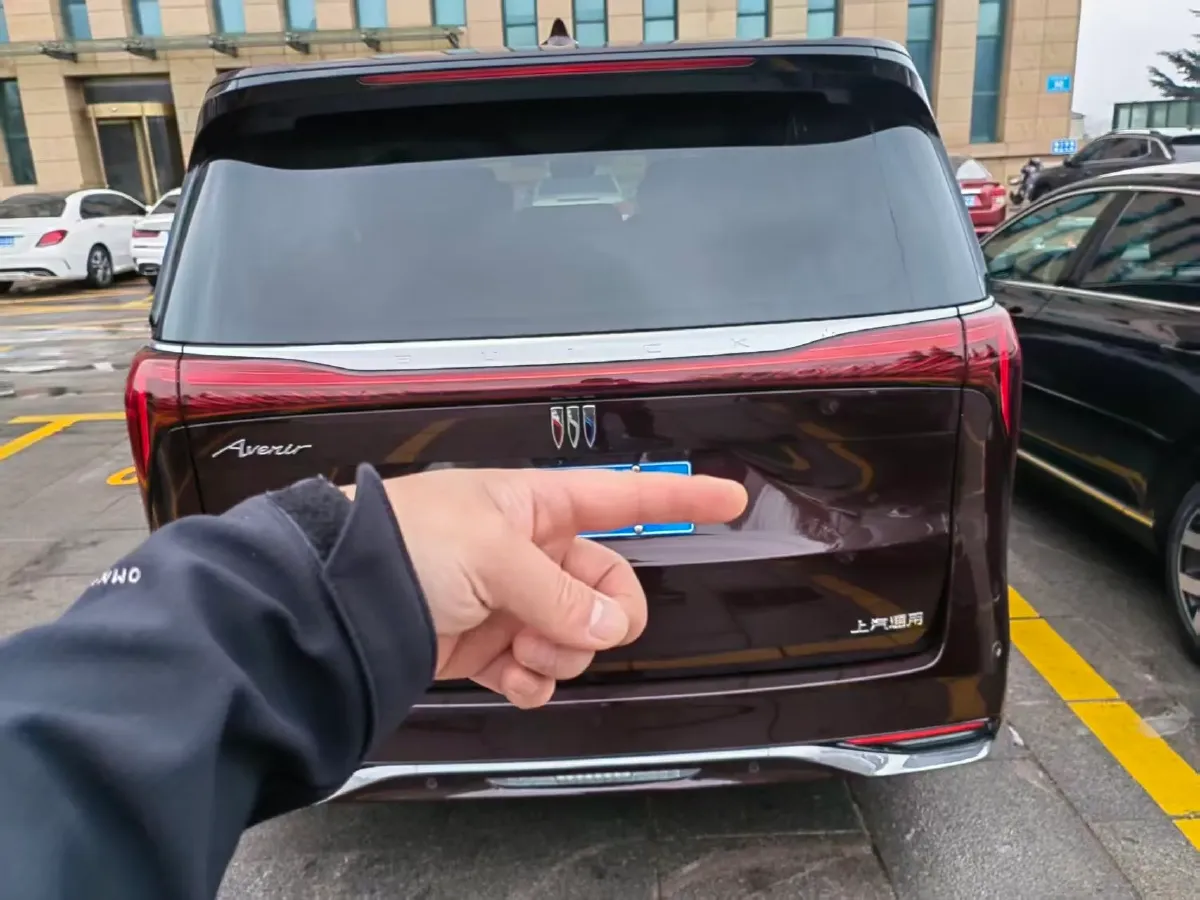 2025 Buick Century 2.0T 237HP L4 9AT,autocango,china used car exporter,china ev exporter,chinese used car exporter,chinese used ev exporter