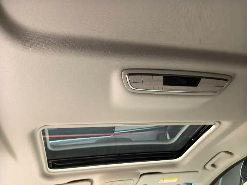 2021 Buick GL8 2.0T 237HP L4 9AT,autocango,china used car exporter,china ev exporter,chinese used car exporter,chinese used ev exporter