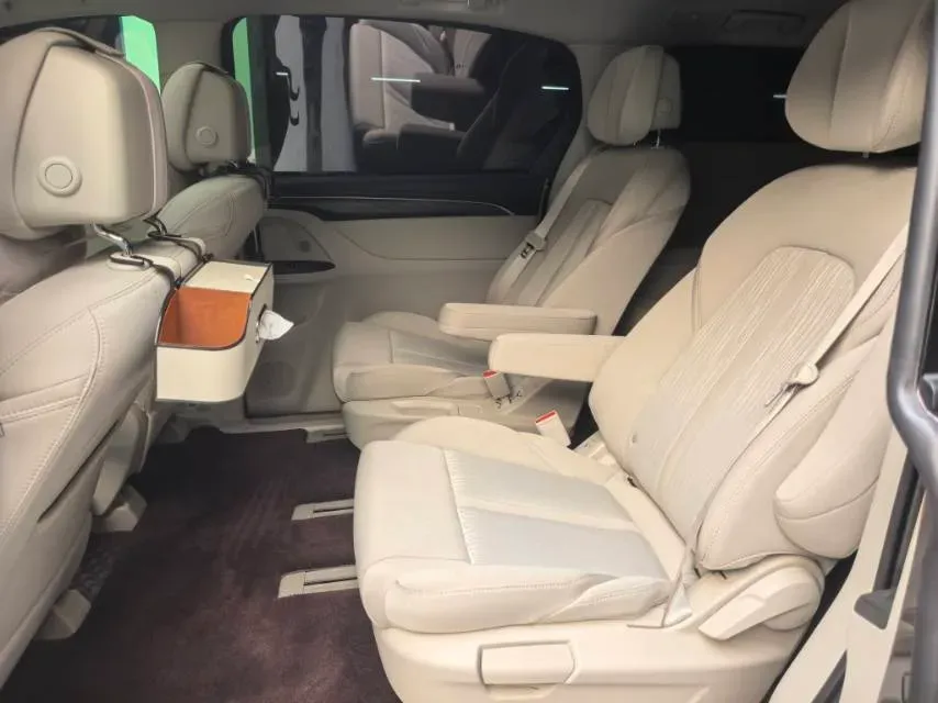 2021 Buick GL8 2.0T 237HP L4 9AT,autocango,china used car exporter,china ev exporter,chinese used car exporter,chinese used ev exporter