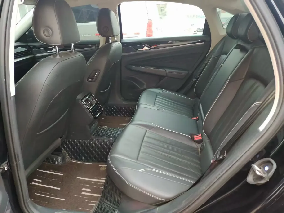 2022 Skoda Kodiak GT 2.0T 186HP L4 7DCT,autocango,china used car exporter,china ev exporter,chinese used car exporter,chinese used ev exporter