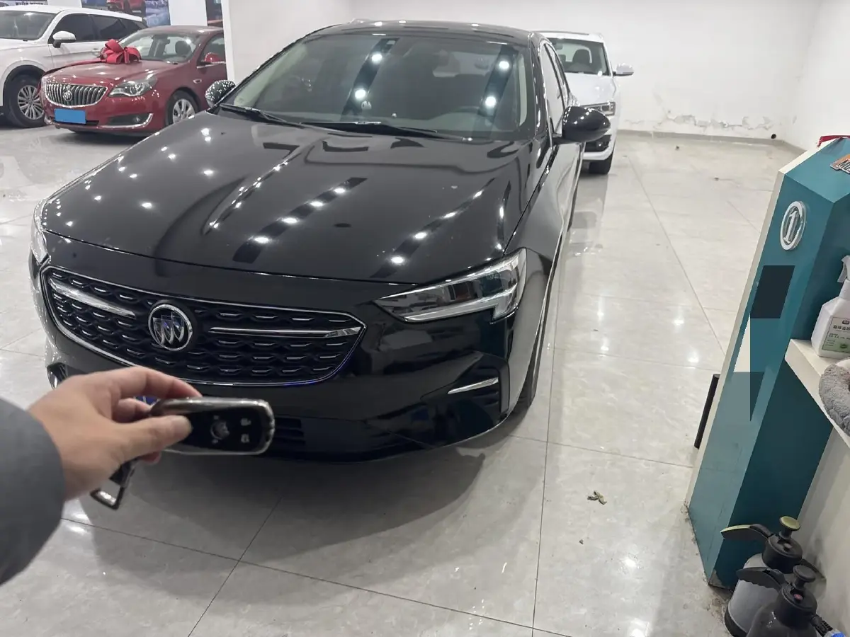 2020 Buick Regal 1.5T 169HP L4 9AT