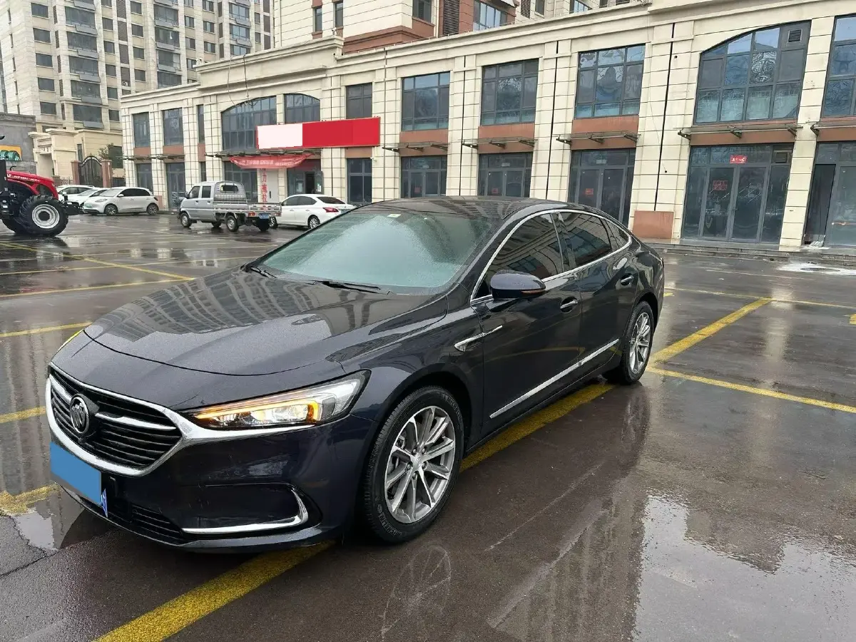 2021 Buick Larcosse 2.0T 237HP L4 9AT