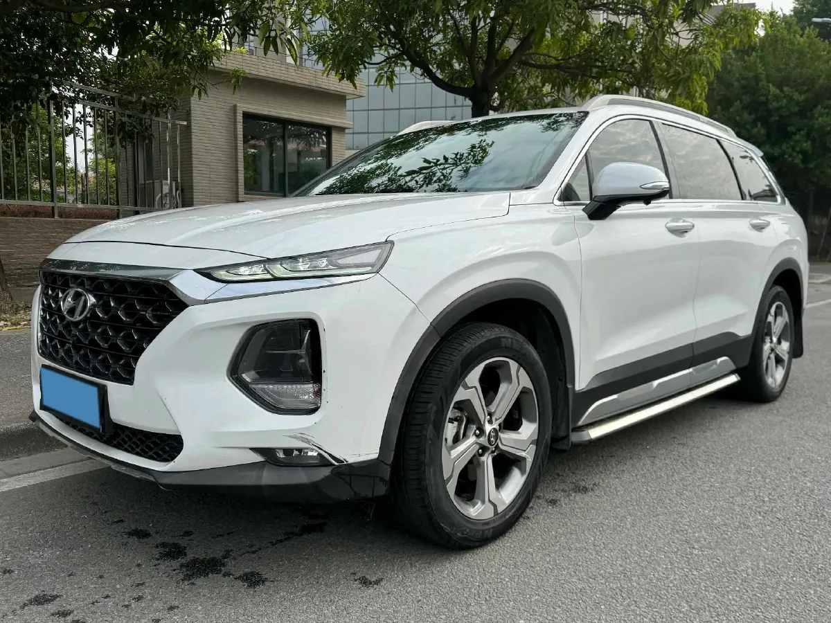 2019 Hyundai Santafe 2.0T 240HP L4 8AT,autocango,china used car exporter,china ev exporter,chinese used car exporter,chinese used ev exporter