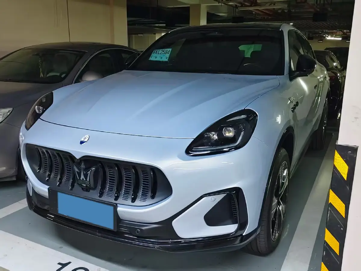 2025 Maserati Grecale BEV 105KWH