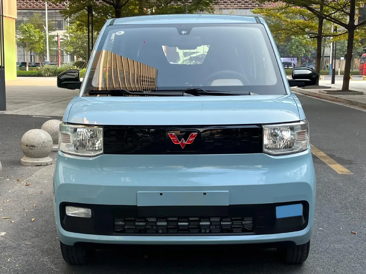 2021 WuLing HongGuang MINI EV BEV 13.9KWH,autocango,china used car exporter,china ev exporter,chinese used car exporter,chinese used ev exporter