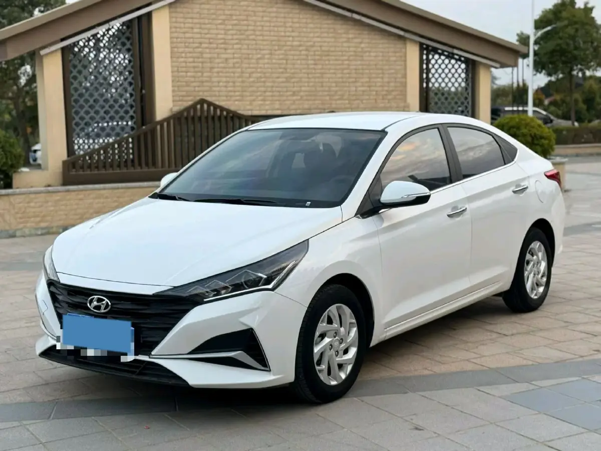 2020 Hyundai Verna 1.4L 100HP L4 CVT