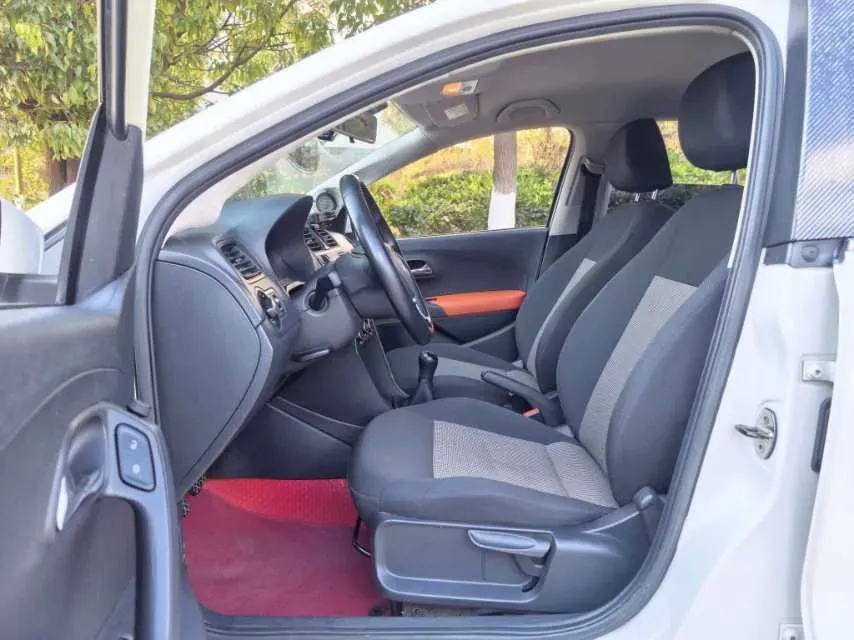 2018 ChangAn Eado 1.6L 128HP L4 5MT,autocango,china used car exporter,china ev exporter,chinese used car exporter,chinese used ev exporter