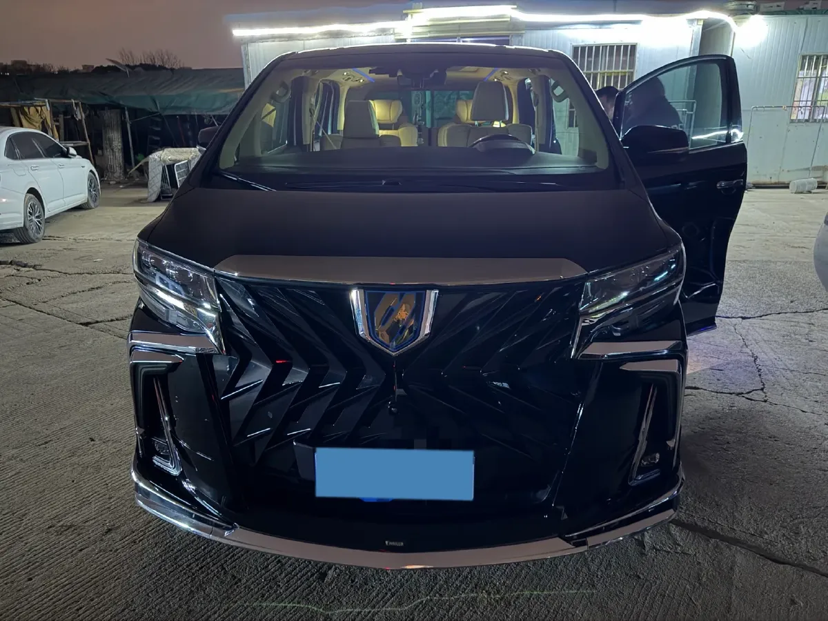 2023 Toyota Alphard 2.5L 117HP L4 E-CVT Hybrid,autocango,china used car exporter,china ev exporter,chinese used car exporter,chinese used ev exporter