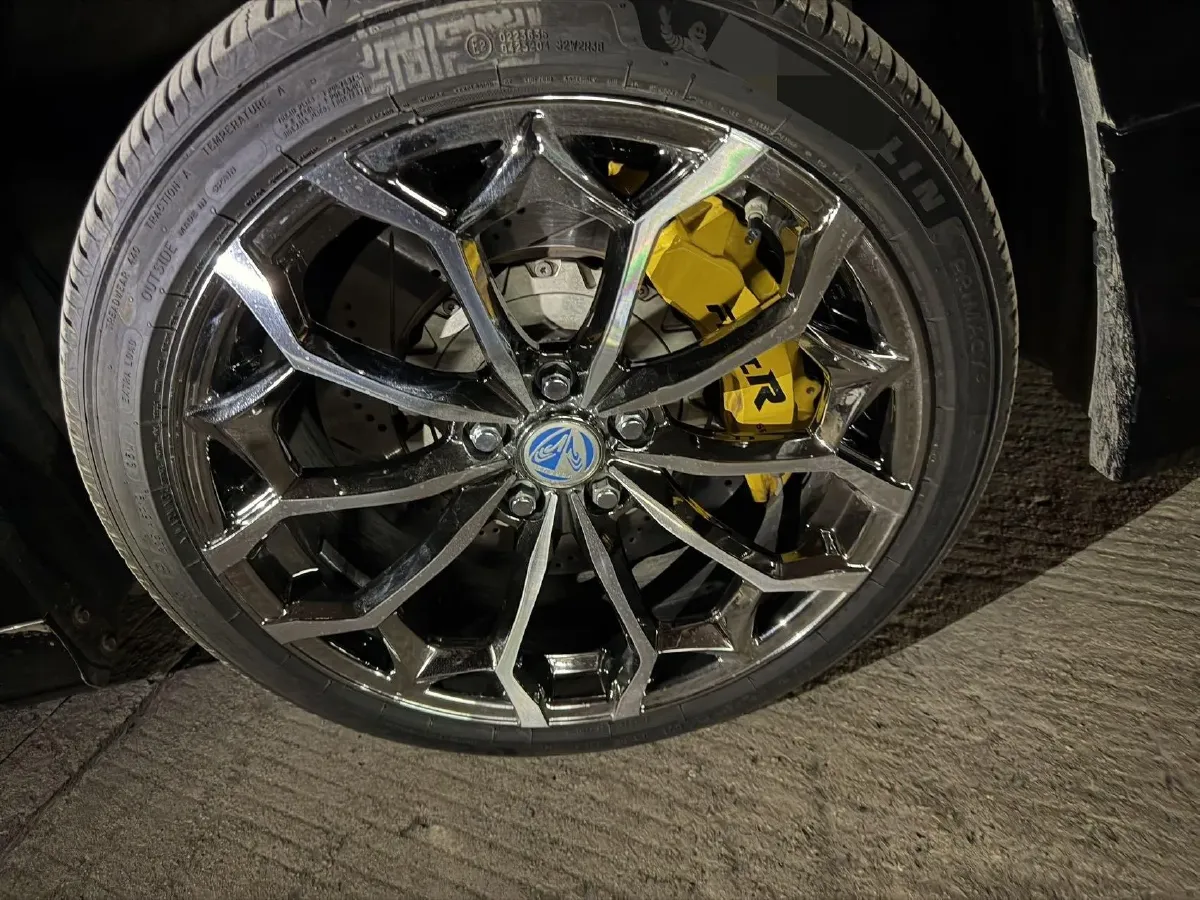 2023 Toyota Alphard 2.5L 117HP L4 E-CVT Hybrid,autocango,china used car exporter,china ev exporter,chinese used car exporter,chinese used ev exporter