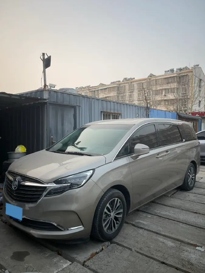 2022 Buick GL8 2.0T 237HP L4 9AT