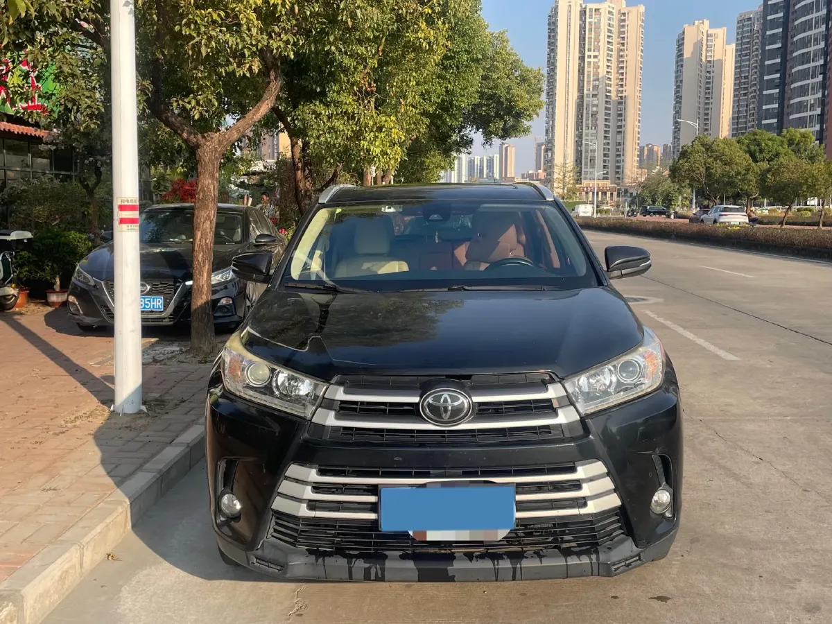 2018 Toyota Highlander 2.0T 220HP L4 6AT,autocango,china used car exporter,china ev exporter,chinese used car exporter,chinese used ev exporter