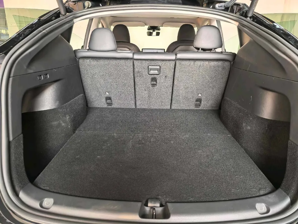 2022 Tesla Model Y BEV 60KWH,autocango,china used car exporter,china ev exporter,chinese used car exporter,chinese used ev exporter