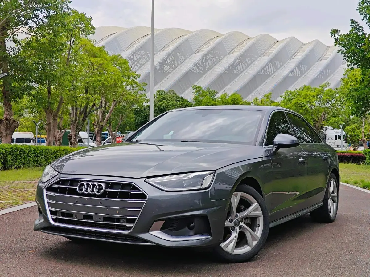 2020 Audi A4L 2.0T 190HP L4 7DCT