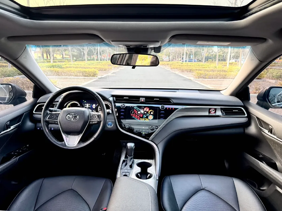 2019 Toyota Camry 2.5L 178HP L4 E-CVT Hybrid,autocango,china used car exporter,china ev exporter,chinese used car exporter,chinese used ev exporter