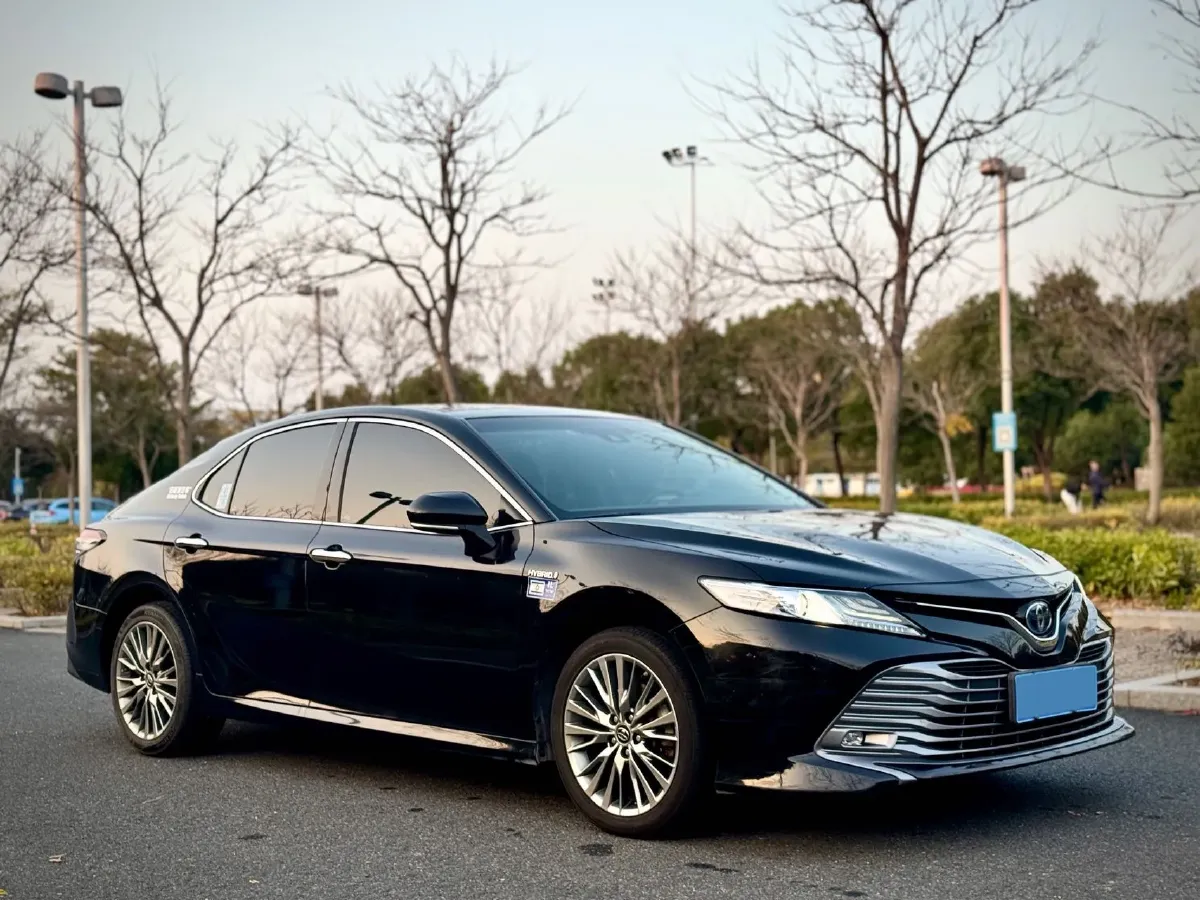 2019 Toyota Camry 2.5L 178HP L4 E-CVT Hybrid,autocango,china used car exporter,china ev exporter,chinese used car exporter,chinese used ev exporter
