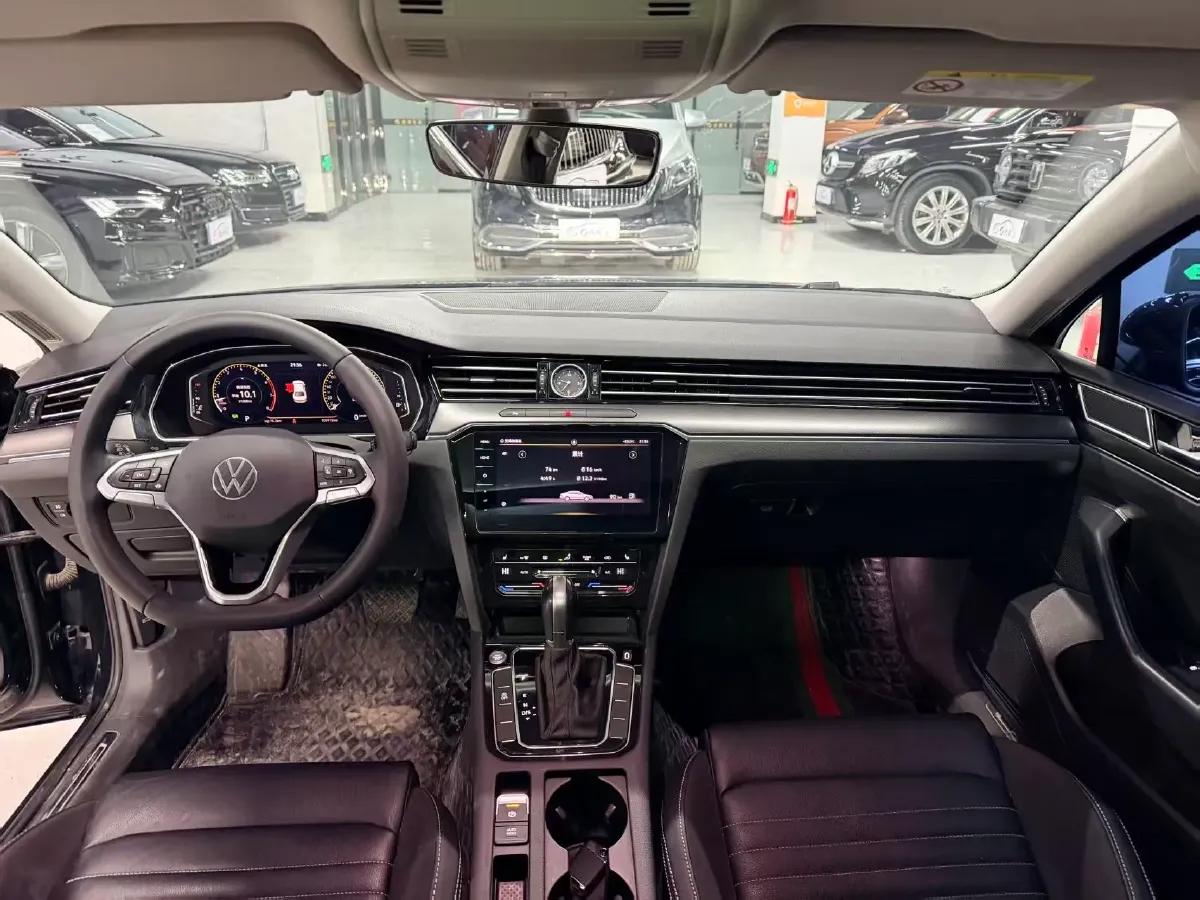 2020 Volkswagen Magotan 2.0T 186HP L4 7DCT,autocango,china used car exporter,china ev exporter,chinese used car exporter,chinese used ev exporter