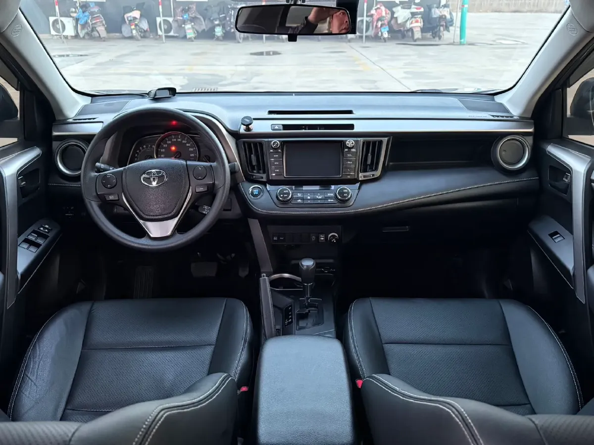 2019 Toyota RAV4 2.0L 151HP L4 CVT,autocango,china used car exporter,china ev exporter,chinese used car exporter,chinese used ev exporter